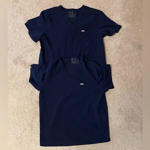 Two navy figs tops size extra large
